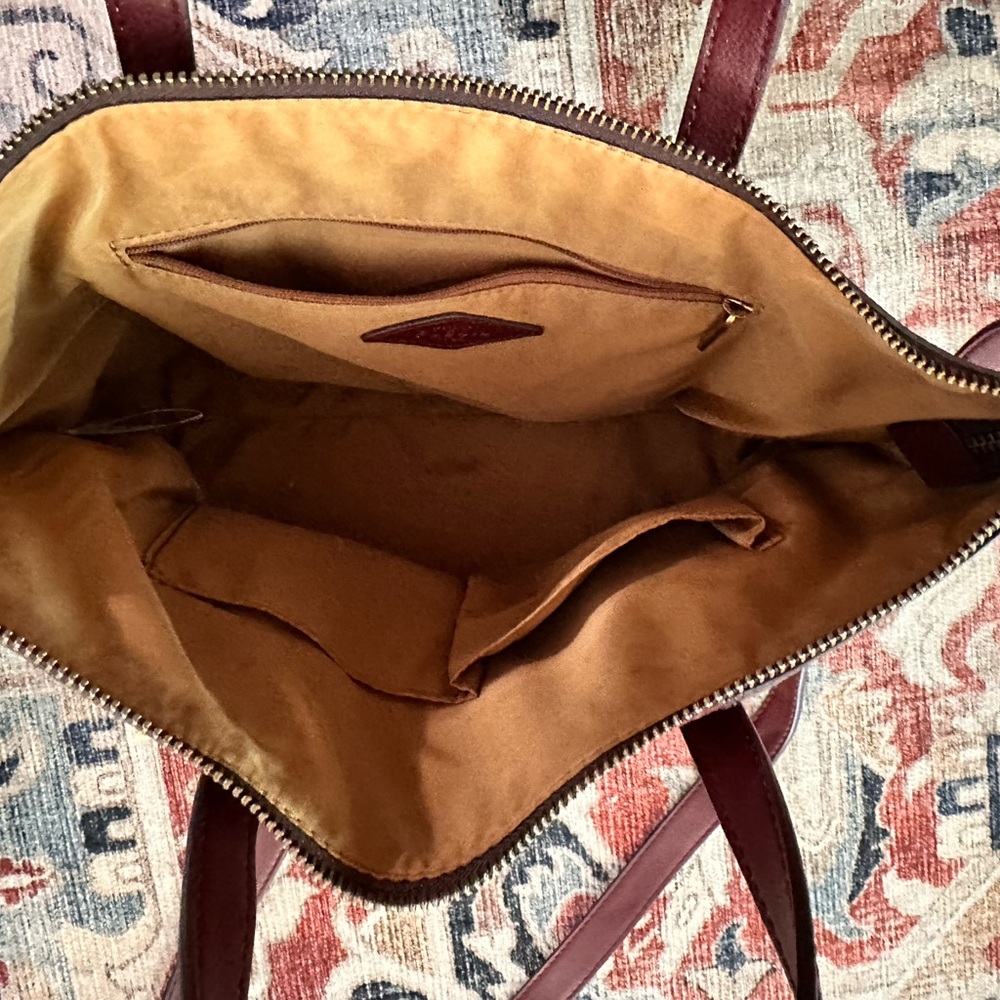 Wine Colored Fossil Tote With Matching Wallet - image 7